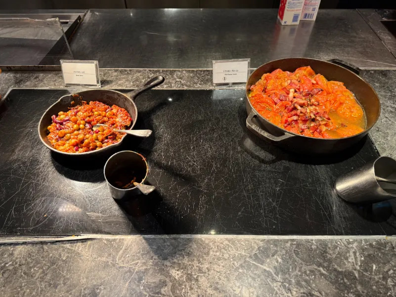 フサキビーチリゾート ホテル&ヴィラズのレストランISHIGAKI BOLD KITCHENの朝食ビュッフェを撮影した写真3
