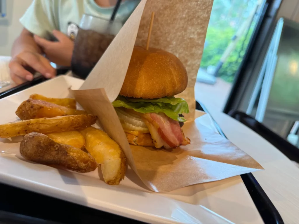 フサキビーチリゾート ホテル&ヴィラズのレストランAqua Garden Cafeのご飯を撮影した写真3